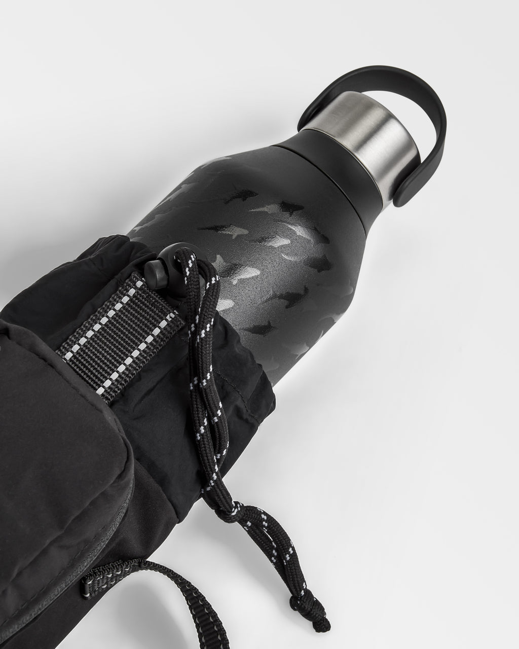 Chilly's x RÆBURN Black Bottle Bag